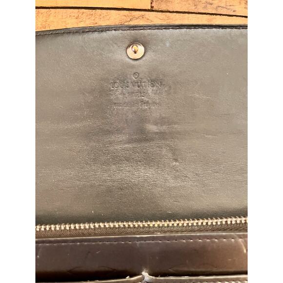 Authentic LOUIS VUITTON Gray Monogram Matt Vernis Long Sarah Wallet W/COA - Picture 11 of 14